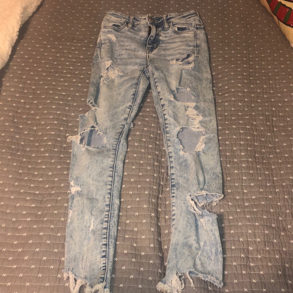 super ripped light/meadium wash jeans